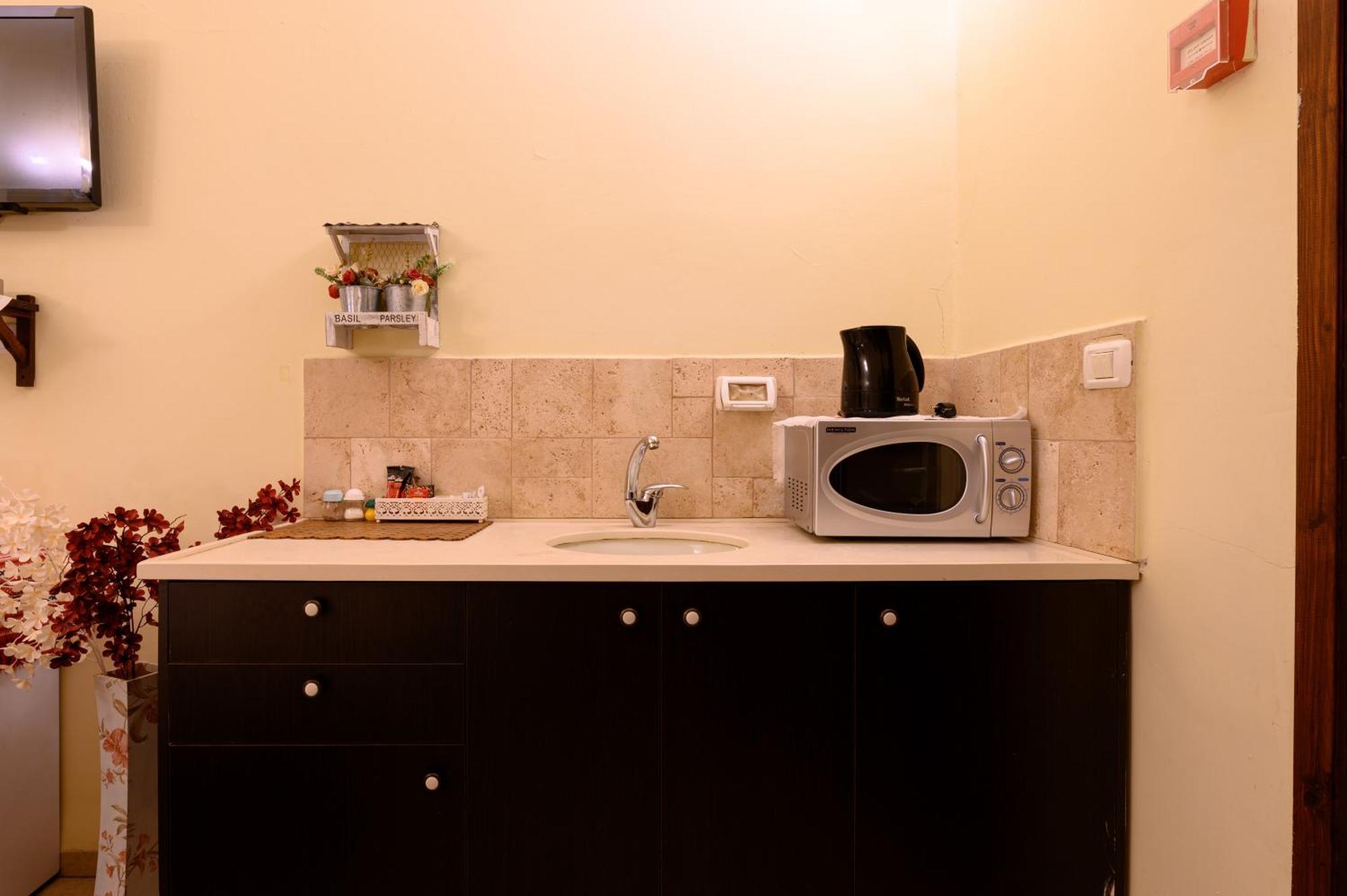 My Place In The Colony Zikhron Ya'akov Exterior photo